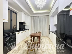 Фото 1 3-комн. квартира в Muhtasham