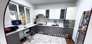 Фото 2 4-комн. квартира в центре