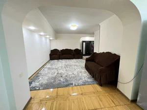 Фото 3 4-комн. квартира в центре