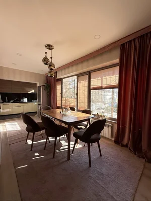 Фото 1 3-комн. квартира в Мирабадском районе