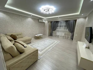 Фото 9 3-комн. квартира в Центре города Гостиница России, Ойбек