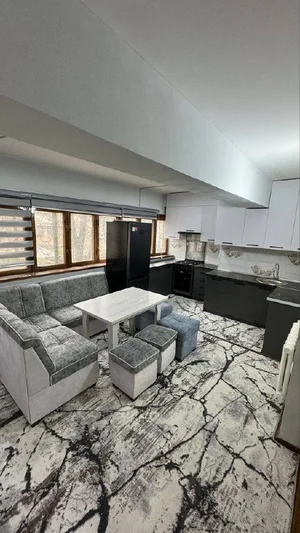 Фото 1 5-комн. квартира в Детский Мир