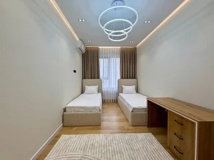 Фото 3 3-комн. квартира в Мирабадском районе