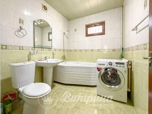 Фото 1 2-комн. квартира в Яккасарайском районе