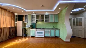 Фото 3 3-комн. квартира в Мирабадском районе Госпитальный Рынок