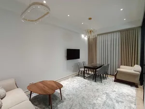 Фото 1 3-комн. квартира в Mirabad Avenue