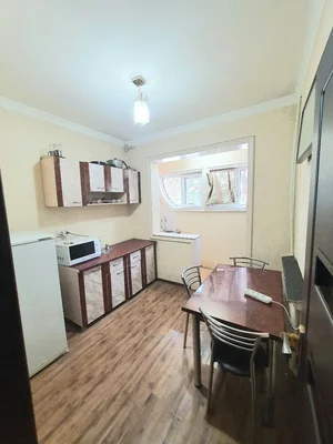 Фото 2 2-комн. квартира в центре