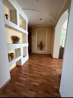 Фото 2 3-комн. квартира в Мирабадском районе