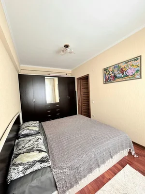 Фото 4 2-комн. квартира в центре на Ц-6