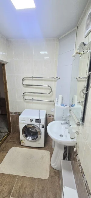 Фото 2 3-комн. квартира в центре